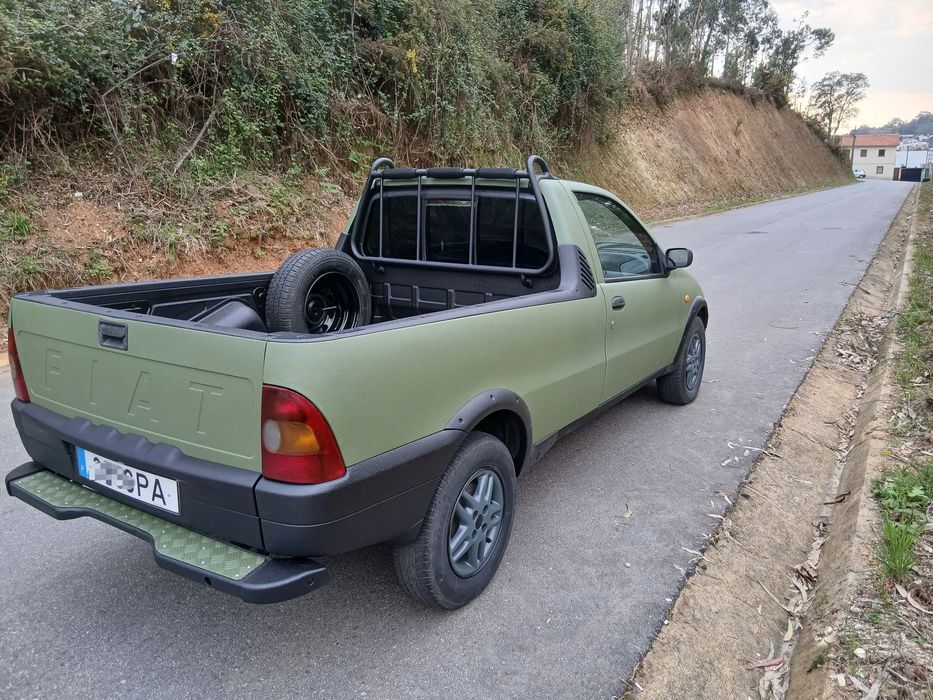 Fiat Strada529847545685626881
