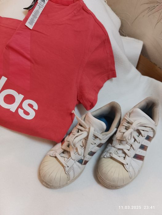 кросівки кеди  adidas Superstar UK 4 1|2  37    футболка  S-М