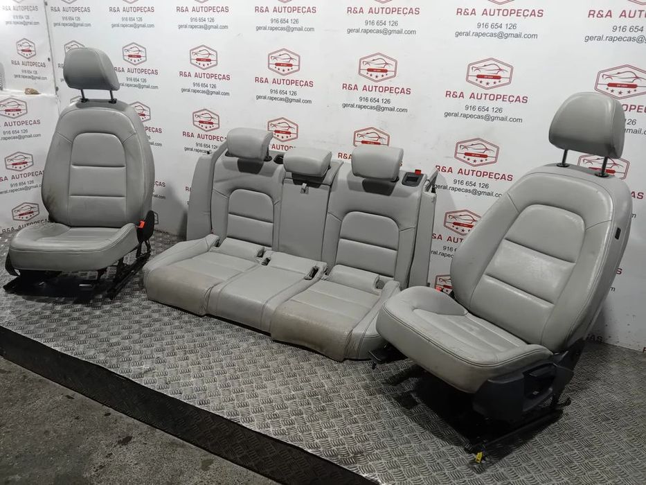 Conjunto de Bancos Audi A4 B8 em Pele Originais