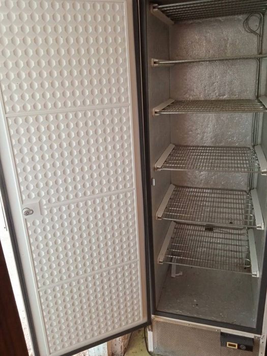 Морозильна шафа 200л. (Морозилка)