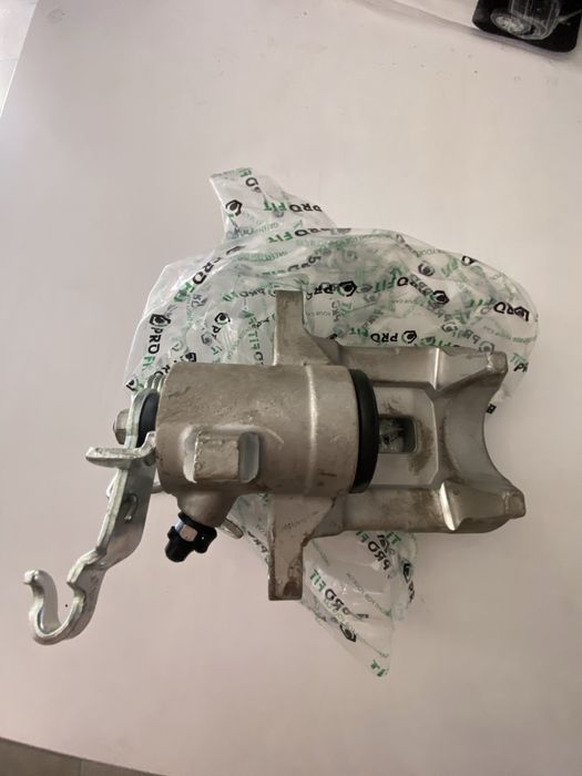 Продам гальмівний супорт новий !!