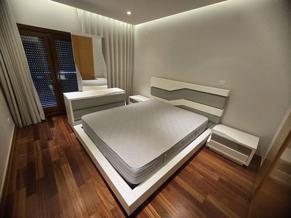Mobilia de quarto completa