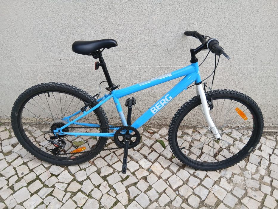 Bicicleta nova .