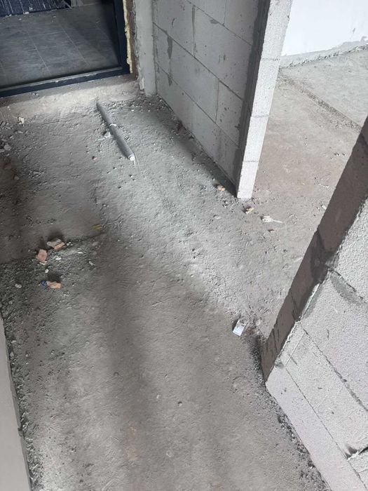 Супер МІСЦЕ, зданий будинок, вул.Інститутська 1к, середній поверх