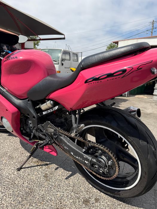 Vendo Honda CBR 600 25kw