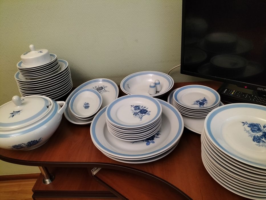 Продам столовый сервиз FORTUNA  EISENBERG GDR