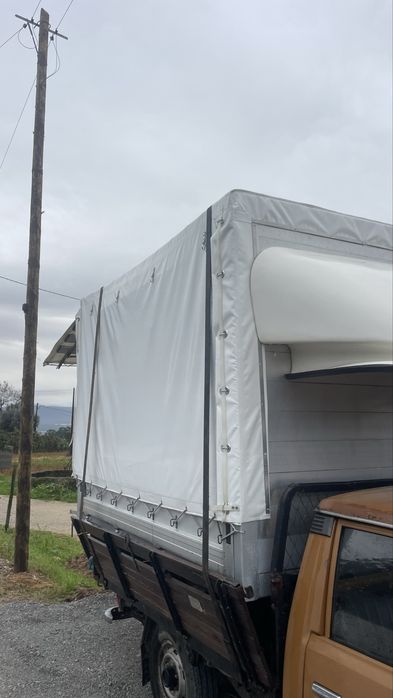 Carroçaria transporte de animais vivos