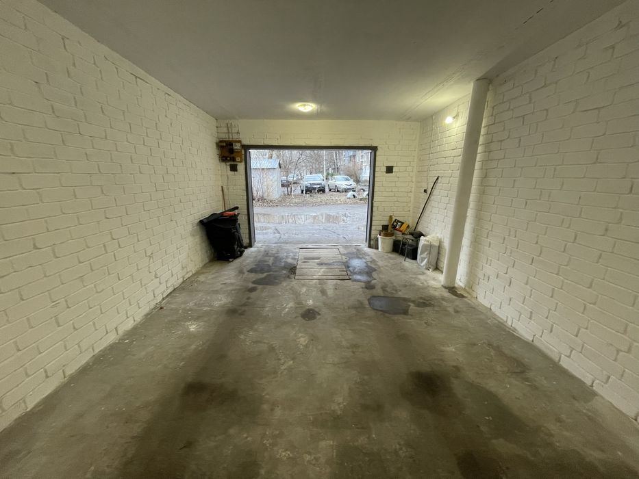 Продам капитальный гараж.