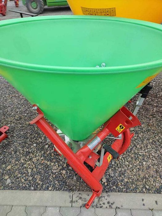 Rozsiewacz nawozów tarczowy lejek 200-500l gwarancja dostawa