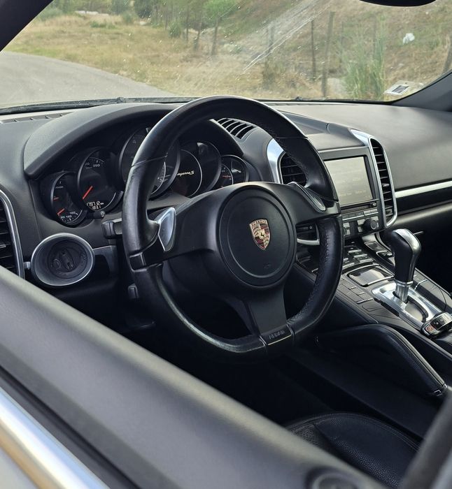 Porsche Cayenne — fotografia 3