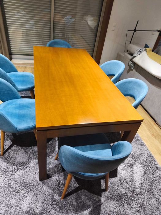 Mesa de Sala - Madeira Maciça - Cor Castanha