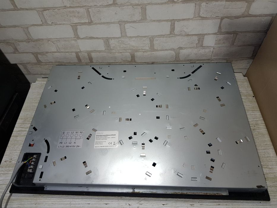 Варильна поверхння/варочная поверхность PKM EB-C5-3KBTC б/у