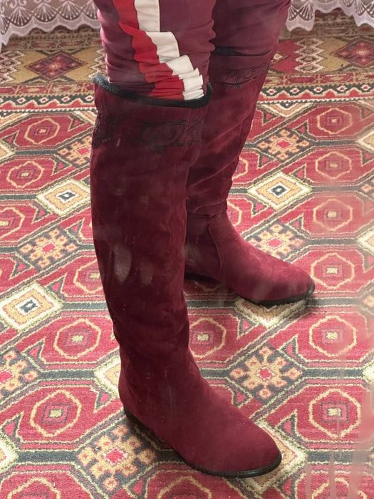 Сапожки жіночі..