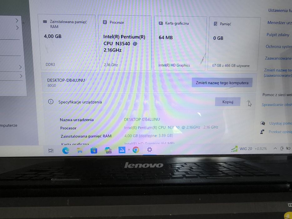 Laptop Lenovo, stary typ