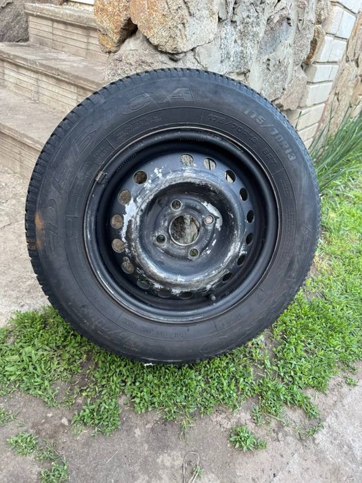 Продам запаску r13