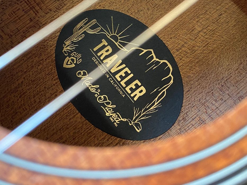 Guild Traveler + Gig Bag (Nova)