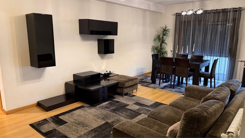 Apartamento T2, mobilado para arrendar