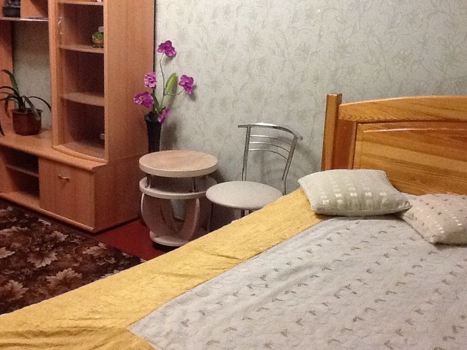 1-к центр, стадіон, Надпільна погодинно, подобово