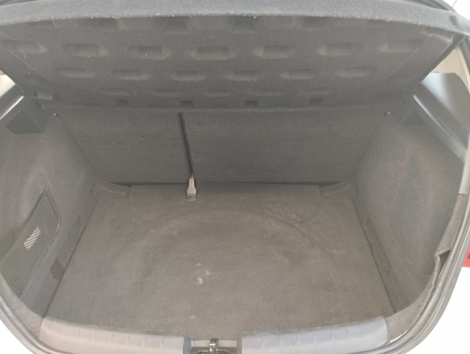 SEAT Leon — fotografia 8