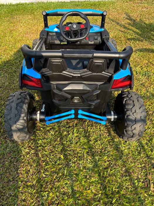 Carro eléctrico de criança