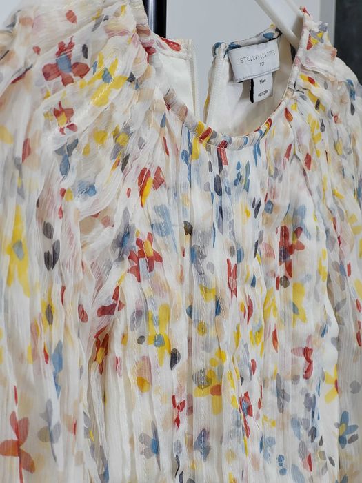 Ніжне шовкове платтячко від  STELLA McCARTNEY для дівчинки 5-6 років.