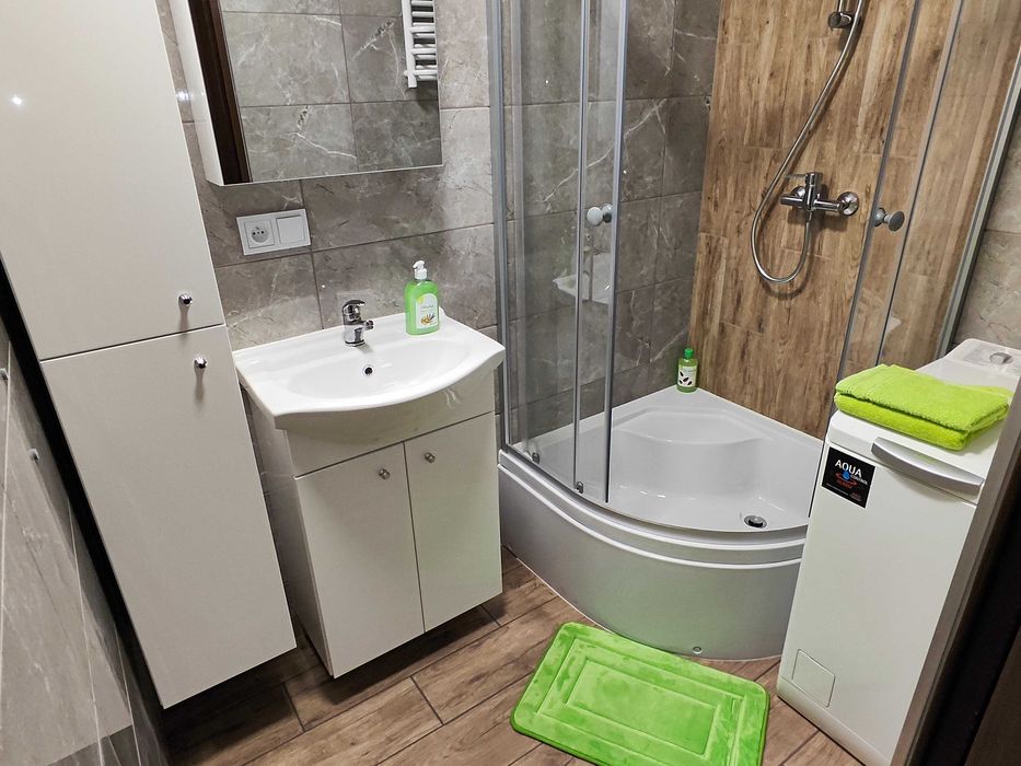 M4-56m2 ( 3pokoje z osobną kuchnią ) do wynajęcia-oś.Wyżyny {ОРЕНДА !}