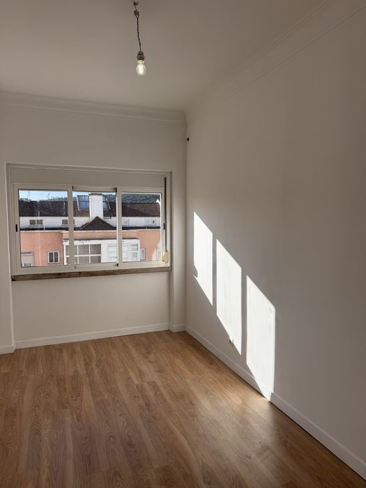 T2 Arrendar São Domingos Benfica