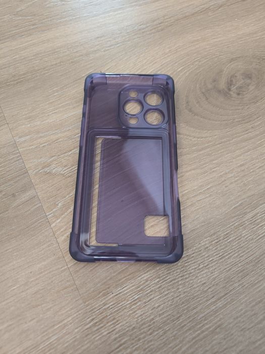 Vendo Capa Roxa para iPhone 16 Pro
