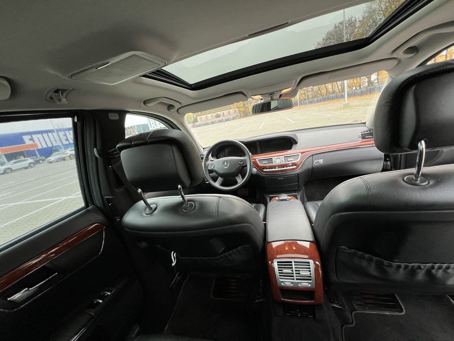 Дизельний w221 Mercedes-Benz 2008 року