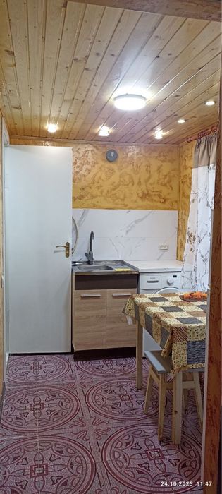 Здам квартиру з окремим входом можливо на короткий термін