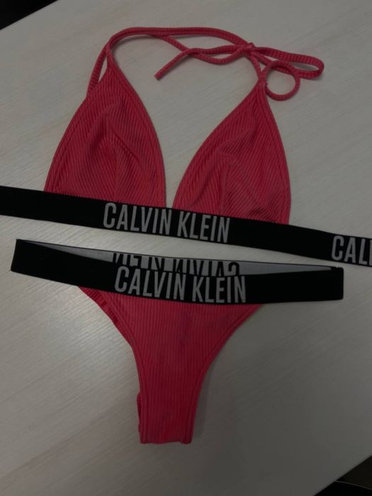 Продам оригінальний купальник