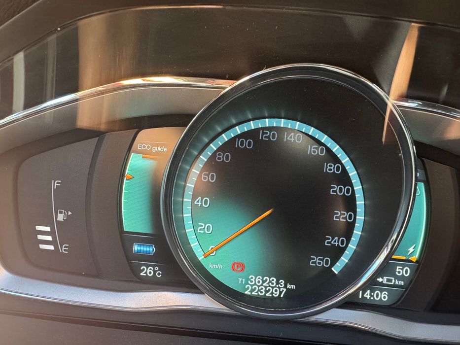 Volvo V60 plug-in/ diesel Rdesing
