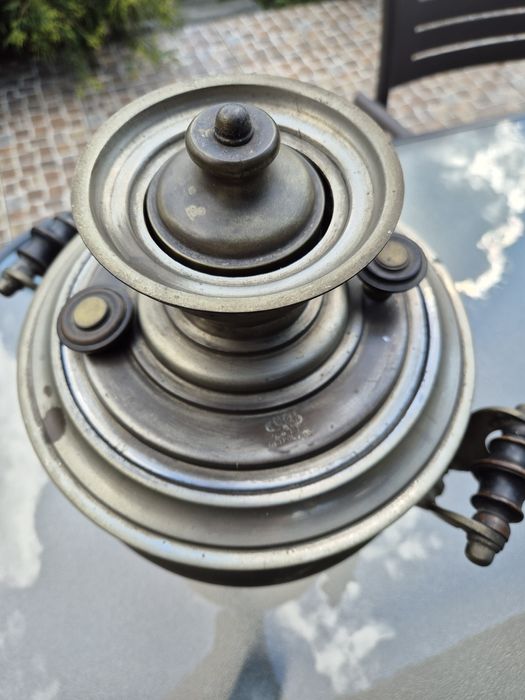 Samowar z sygnaturą rosyjską