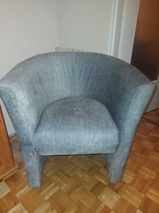 Nowy fotel kubełkowy