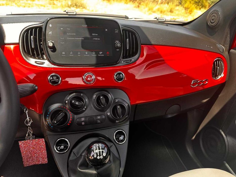 Fiat 500 1.0 Hybrid Dolce Vita (2022) – Excelente Oportunidade!