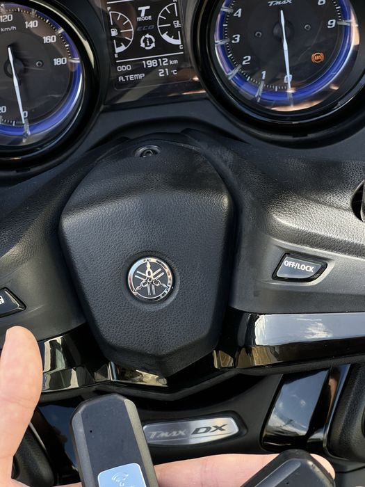 Yamaha TMAX 2017 - Impecável  Financiamento disponível até 120 meses