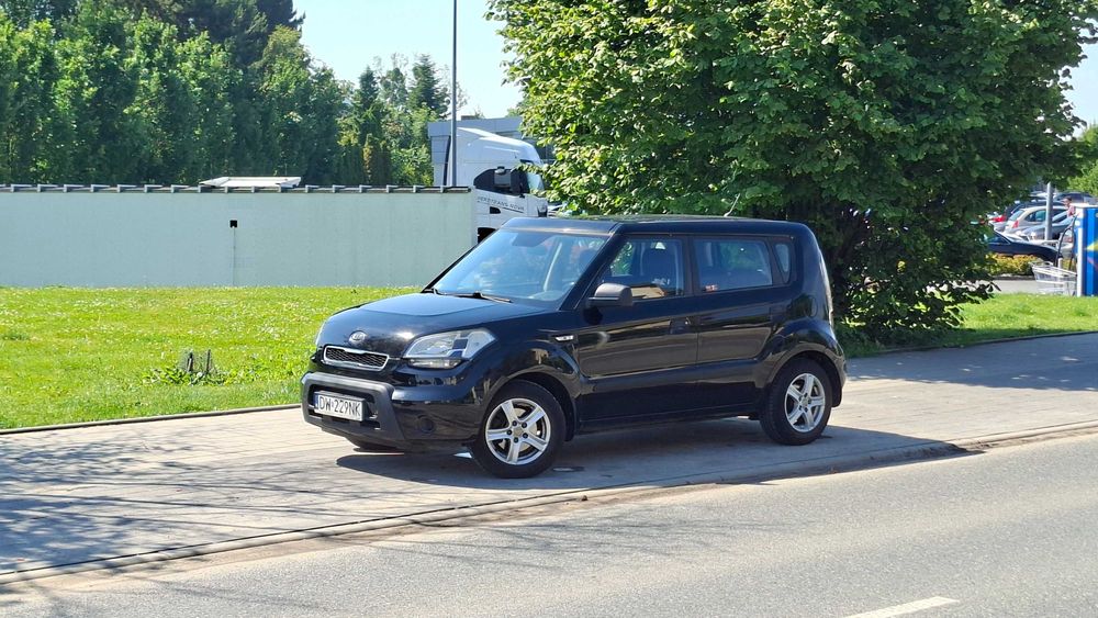 Samochód osobowy KIA Soul AM 1.6, 124KM, benzyna, przebieg około 159tyś km.