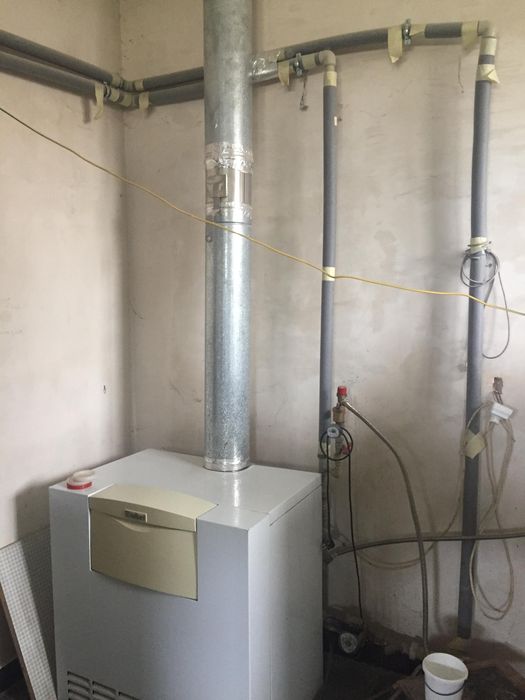 Продаж або обмін будинку на квартири в Києві, комерційну нерухомість