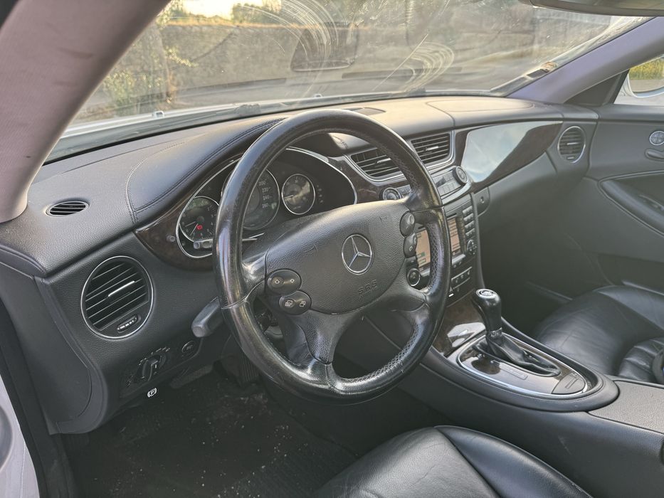 Mercedes-Benz CLS 320 CDI  *IUC Antigo*