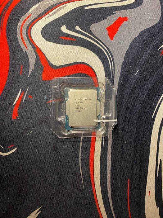 Процесор i3-14100f бу стан хороший