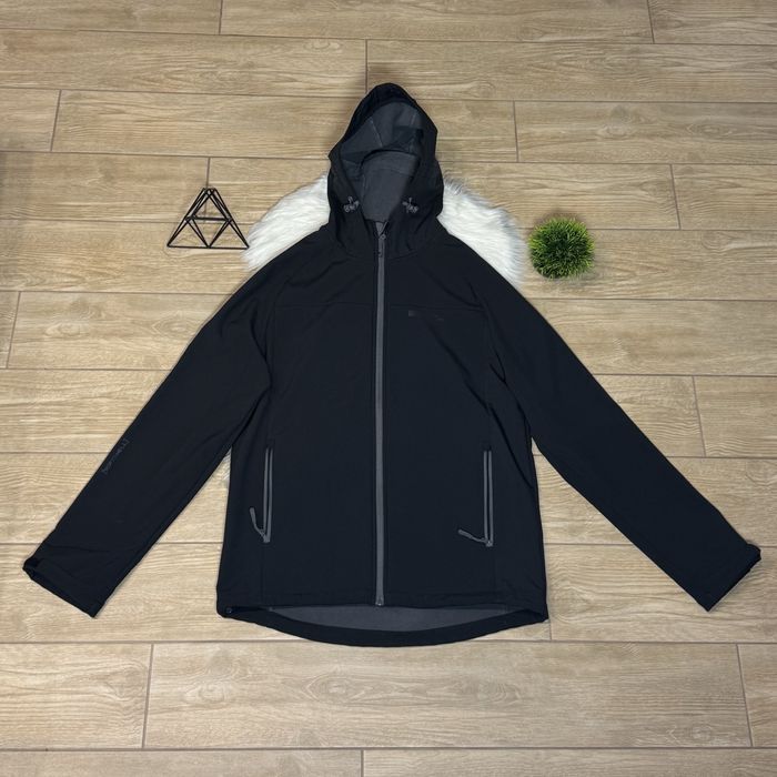 (розмір S) чоловіча куртка софтшел mountain warehouse оригінал