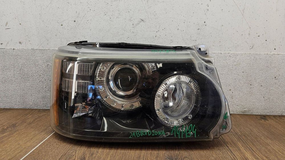 Land Rover Range Rover Sport L320 Przód Prawy Lampa Xenon
