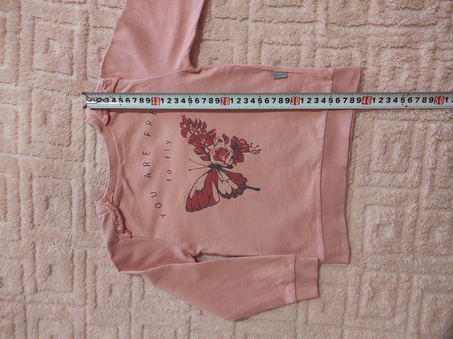 Легкий костюм на дівчинку 3-4 років