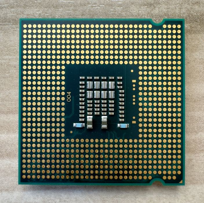 Intel  Desktop DQ45CB LGA775  + Intel Pentium Dual-Core E6700  + DDR 2