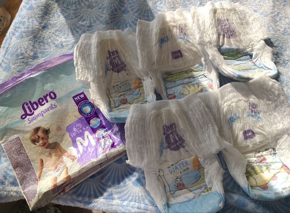 Підгузки-трусики для плавання Libero M 10-16 кг