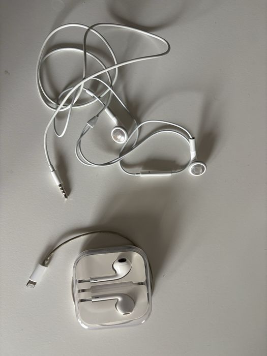 Słuchawki iphone oryginal 1 szt oraz samsung