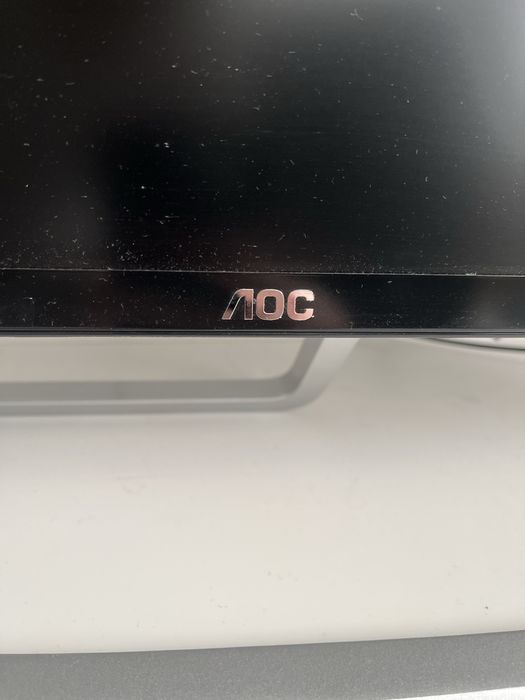 Monitor APC 27’ 1080P