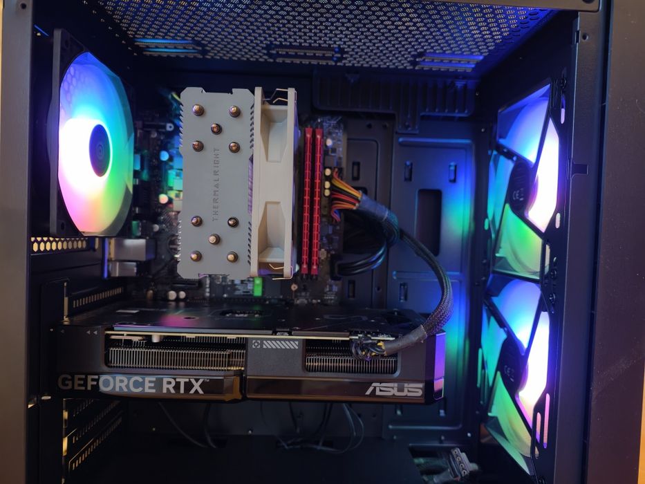 RTX4070 AMD Ryzen 5600 16GB RAM 1TB SSD WIN 11 komputer gamingowy