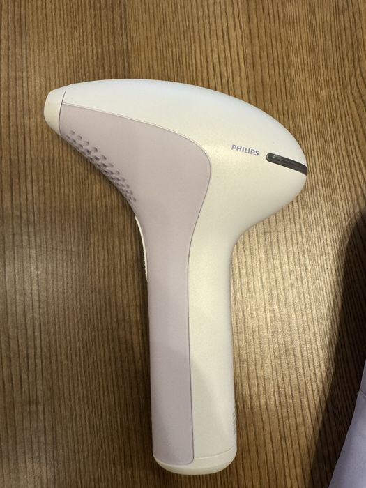 Фотоепілятор  Philips Lumea IPL SC2001/01