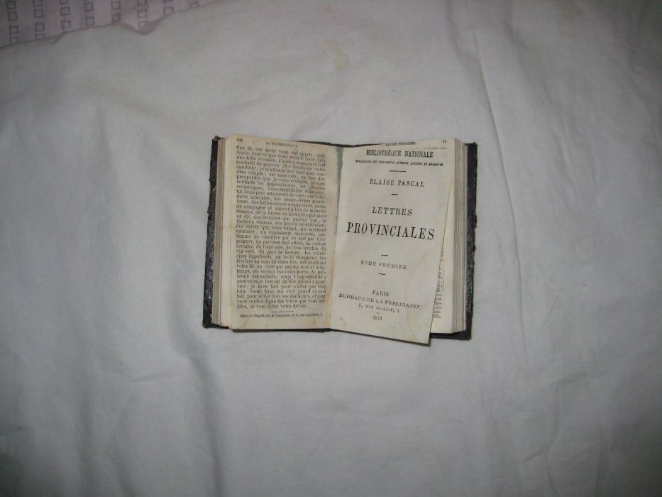 Книгу Франсуа де Ларошфуко * Максимы * 1866 года на французском языке